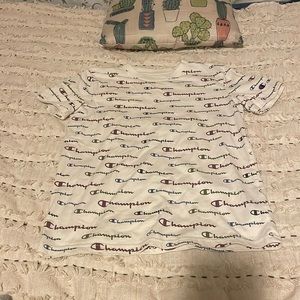 Brand-Champion Size-L Color-White,Purple,Green,Blue